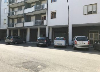 Foto 3 - Locale Commerciale Via delle Gardenie
50, Vasto - foto 3