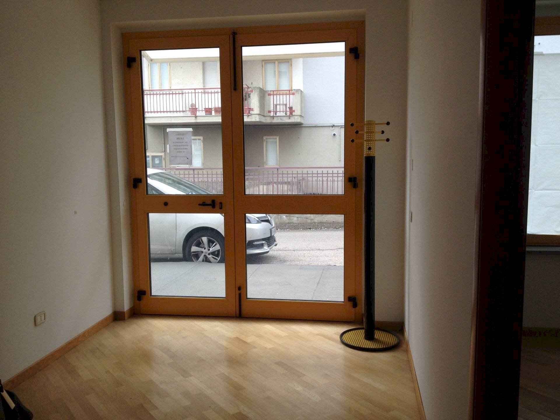 Foto 2 - Locale Commerciale VIALE GIULIO CESARE, Vasto - foto 2