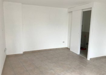 Foto 3 - Locale Commerciale VIA TOBRUK
 
5, Vasto - foto 3