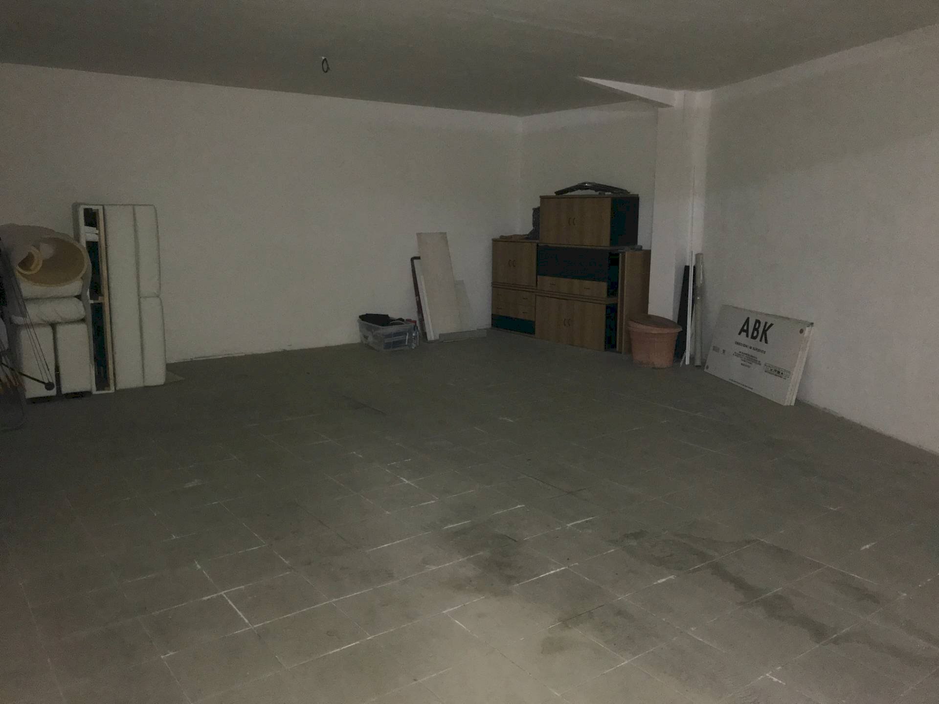 Foto 2 - Box VIA MARTIRI DELLA VIOLENZA
 
16, Vasto - foto 2