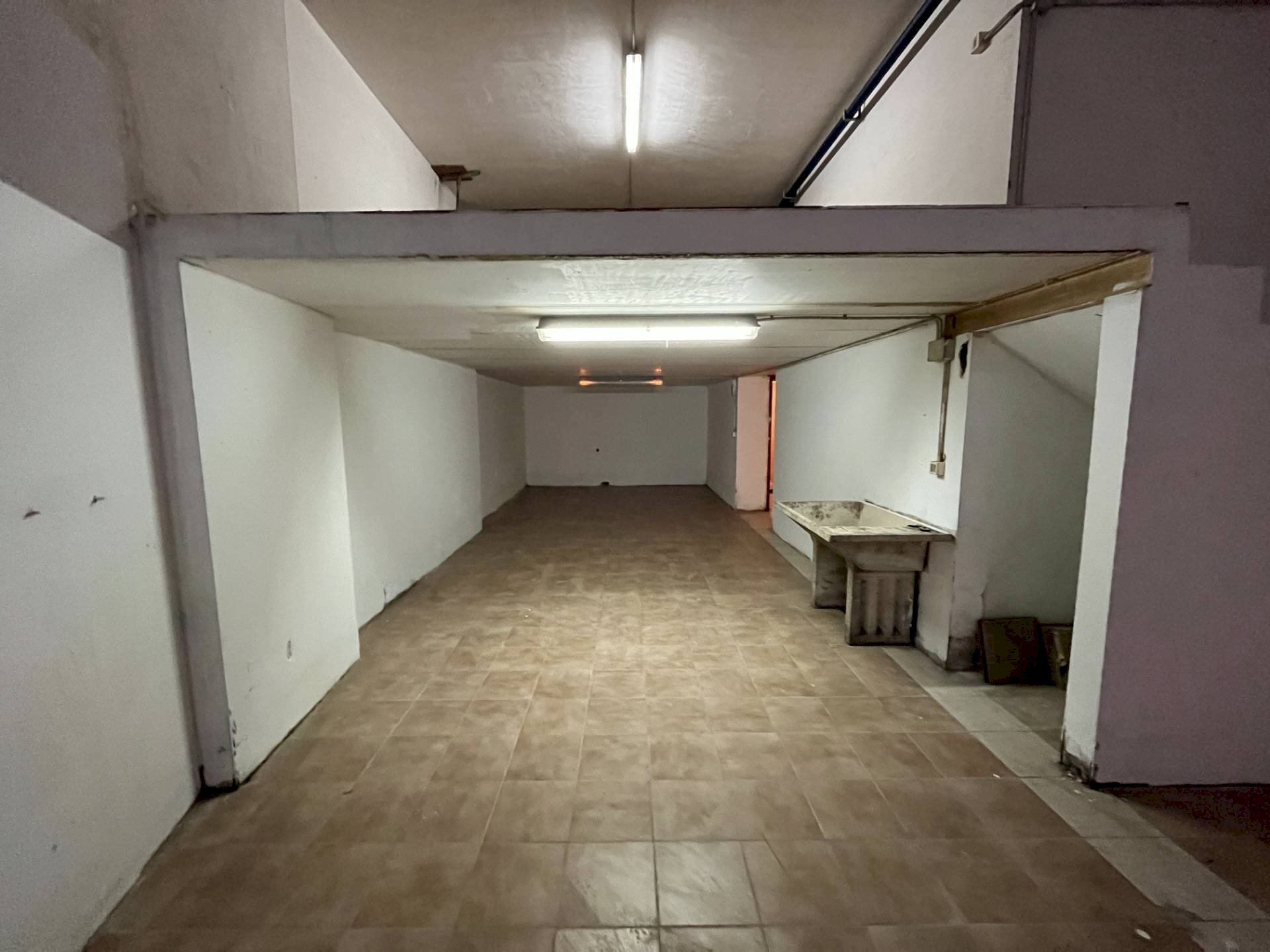 Foto 2 - Magazzino CORSO EUROPA, Vasto - foto 2