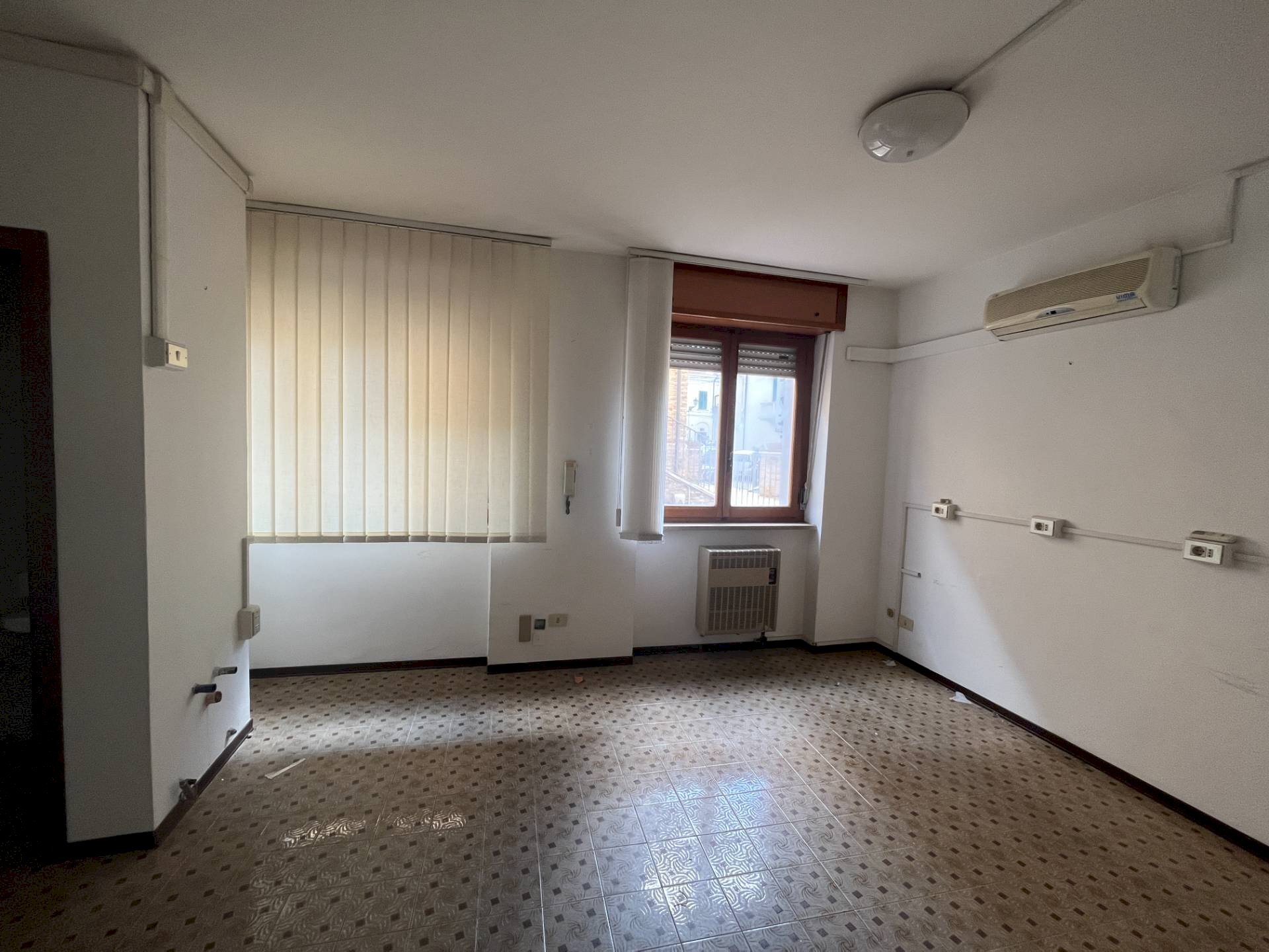 Foto 2 - Locale Commerciale PIAZZA VERDI, Vasto - foto 2