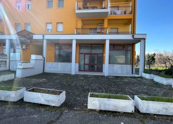 Foto 1 - Locale Commerciale PIAZZA ABRUZZO, San Salvo - foto 1