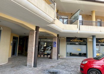 Foto 2 - Commercial Premises VIA HISTONIENSE, Vasto - photo 2