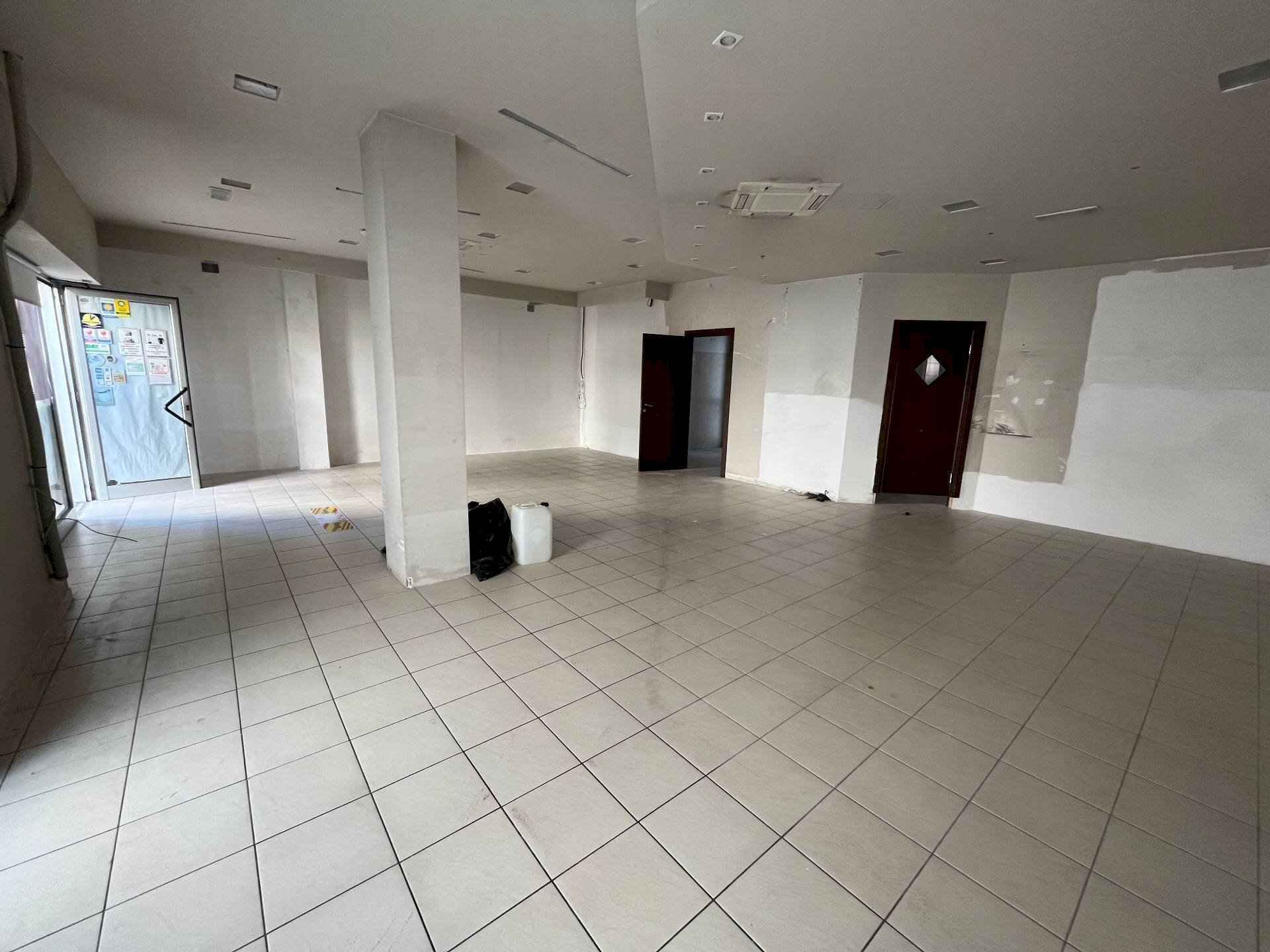 Foto 3 - Locale Commerciale VIA CICCARONE, Vasto - foto 3