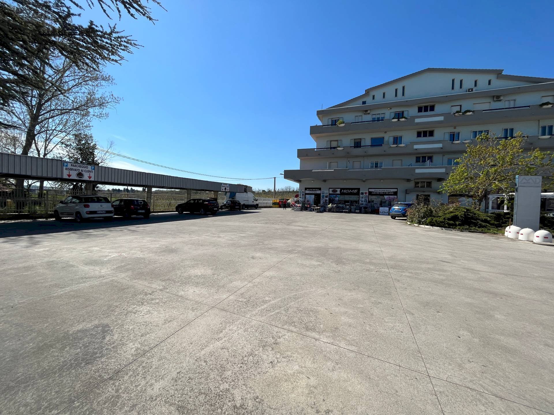 Foto 2 - Commercial Premises SS 16 ADRFIATICA, San Salvo - photo 2