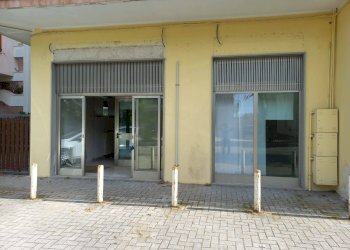 Foto 1 - Locale Commerciale VIA DANTE ALIGHIERI, Scerni - foto 1