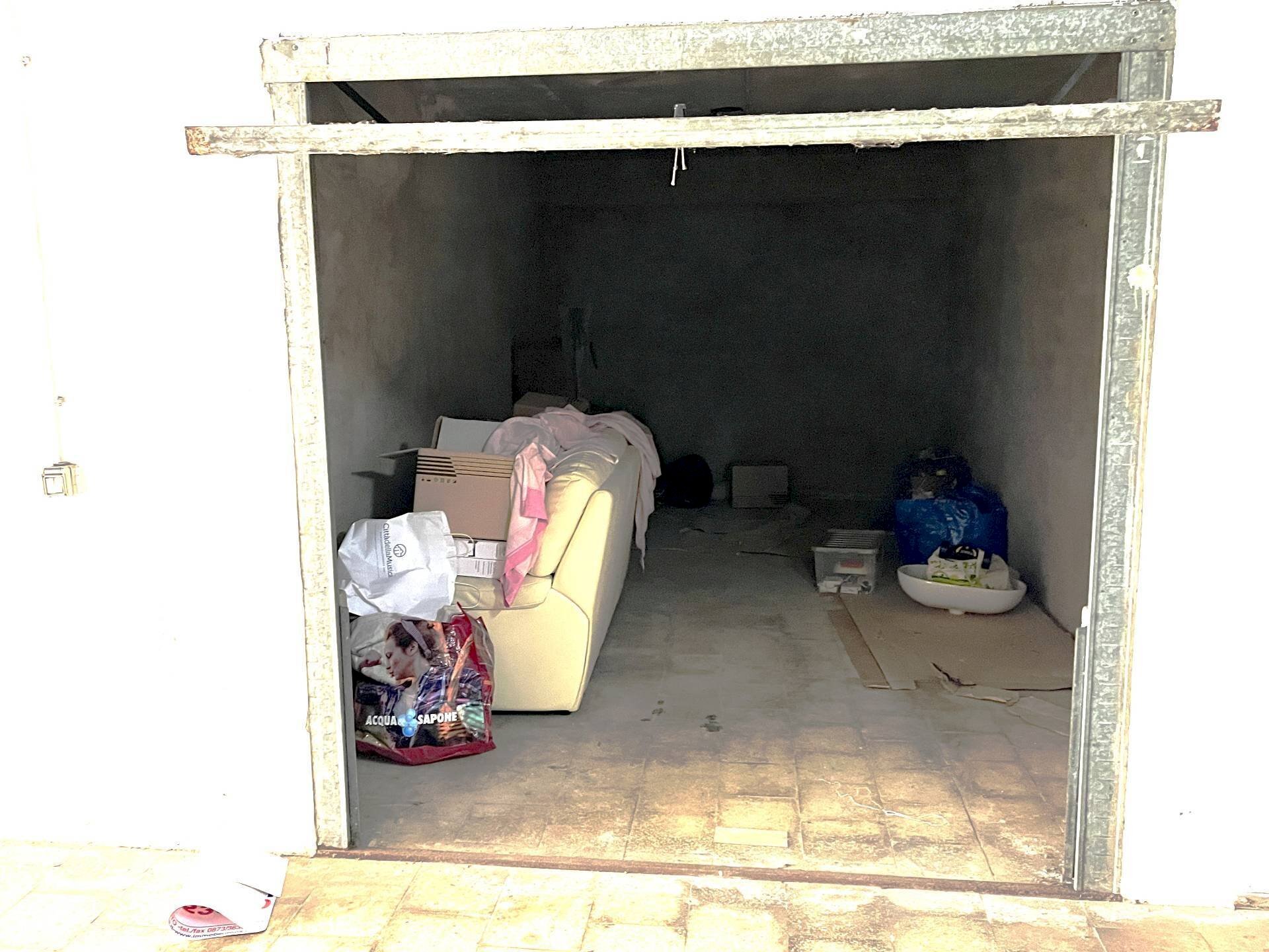 Foto 1 - Box VIA DEL GIGLIO, Vasto - photo 1