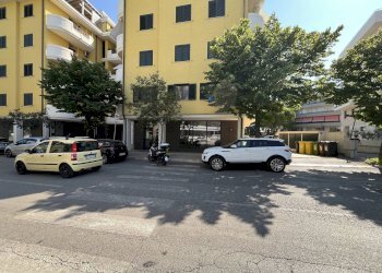 Foto 1 - Locale Commerciale VIA MARCO POLO, Vasto - foto 1