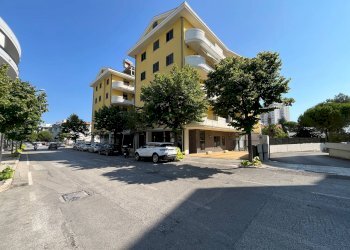 Foto 4 - Locale Commerciale VIA MARCO POLO, Vasto - foto 4