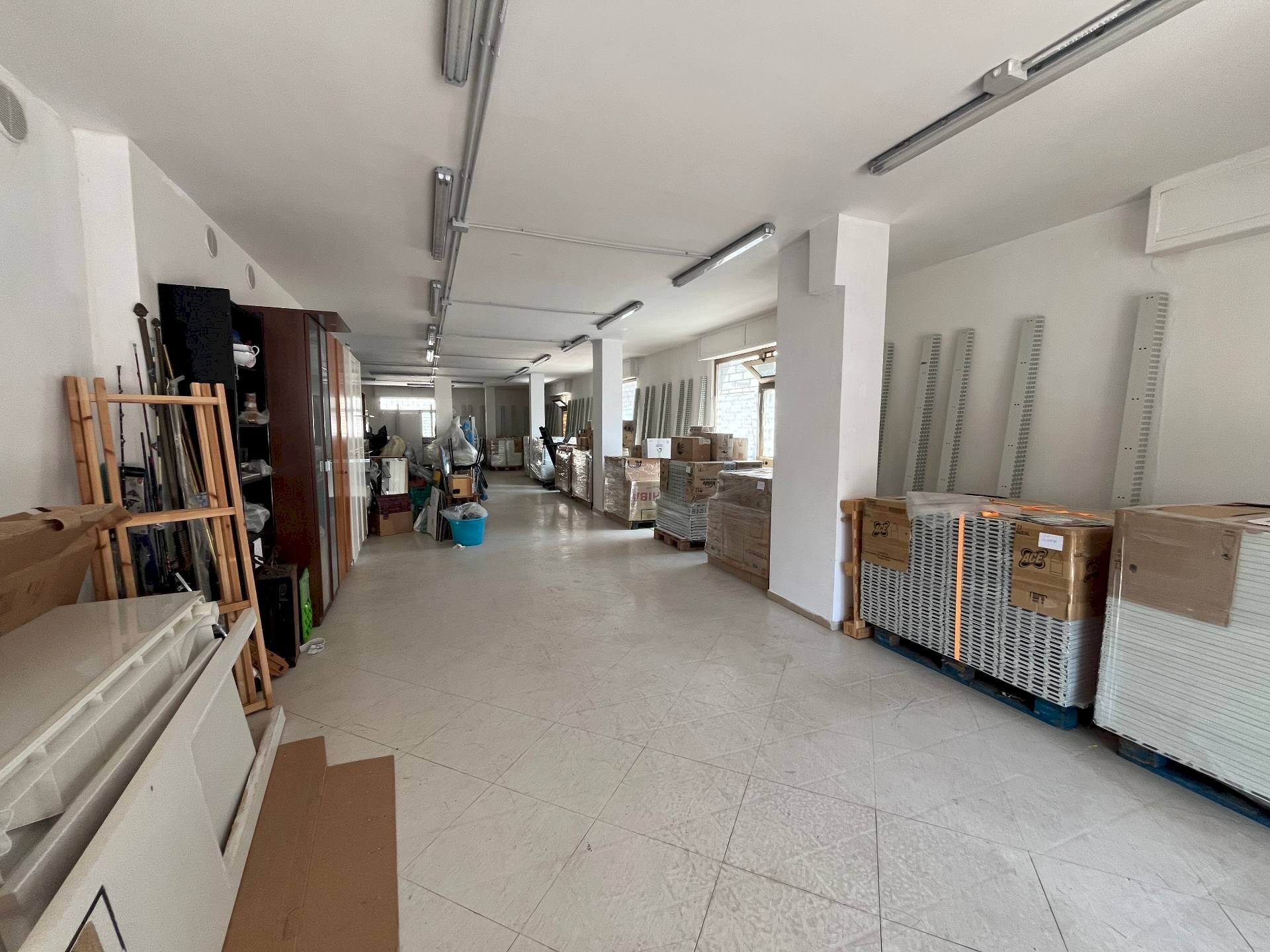 Foto 2 - Locale Commerciale PIAZZA GIOVINE, Vasto - foto 2