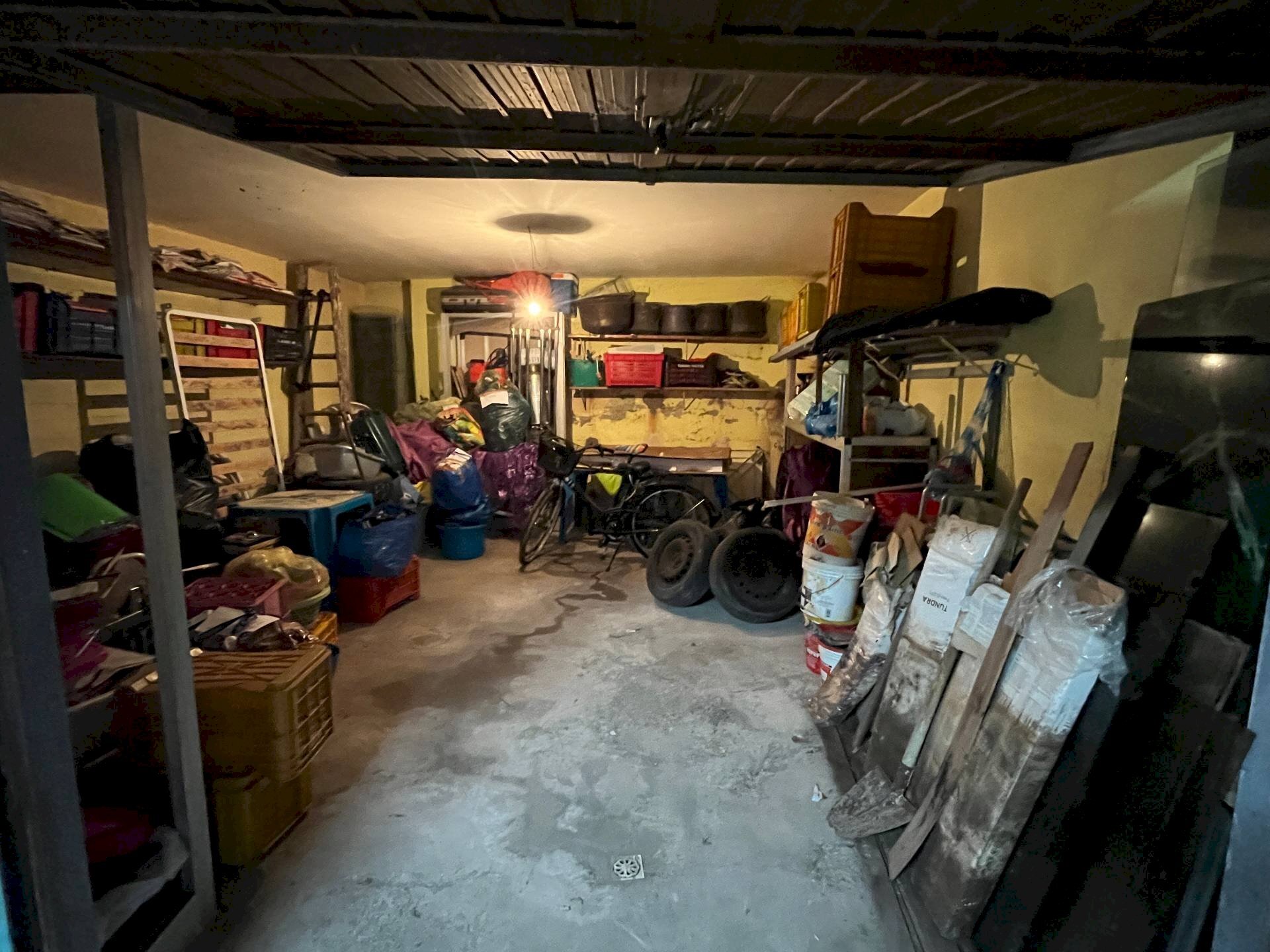 Foto 3 - Box VIA ANTONIO MARCHESANI
 
2, Vasto - photo 3