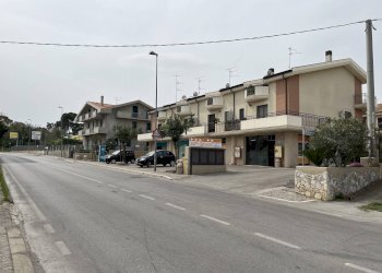 Foto 3 - Locale Commerciale VIA INCORONATA
 
33, Vasto - foto 3