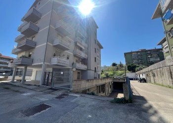 Foto 1 - Magazzino VIA SAN ROCCO, Vasto - foto 1