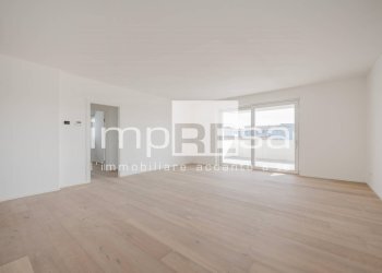 soggiorno cottura - Quadrilocale Via Montessori, Venezia - foto 1