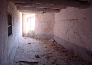 Vista interna della villa 6 - Villa Strada Provinciale, Ascoli Piceno - foto 14