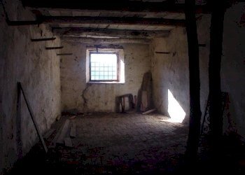 Vista interna della villa 7 - Villa Strada Provinciale, Ascoli Piceno - foto 15