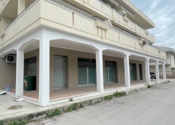 Foto 6 - Commercial Premises Via Roma, Martinsicuro - photo 6