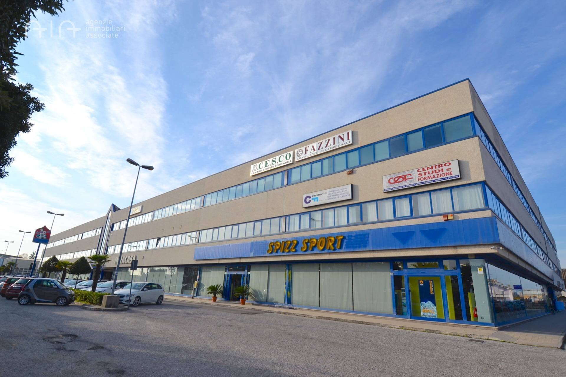 Foto 2 - Commercial Premises Via Pasubio, San Benedetto del Tronto - photo 2