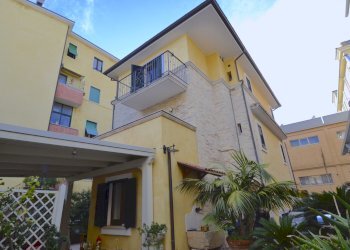 Foto 3 - Villa Via Livenza
 
3, San Benedetto del Tronto - photo 3