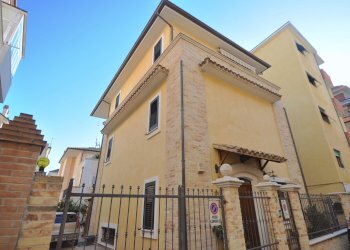 Foto 7 - Villa Via Livenza
 
3, San Benedetto del Tronto - photo 7