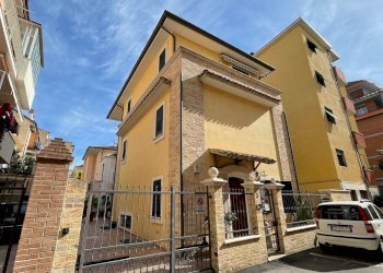 Foto 64 - Villa Via Livenza
 
3, San Benedetto del Tronto - photo 64