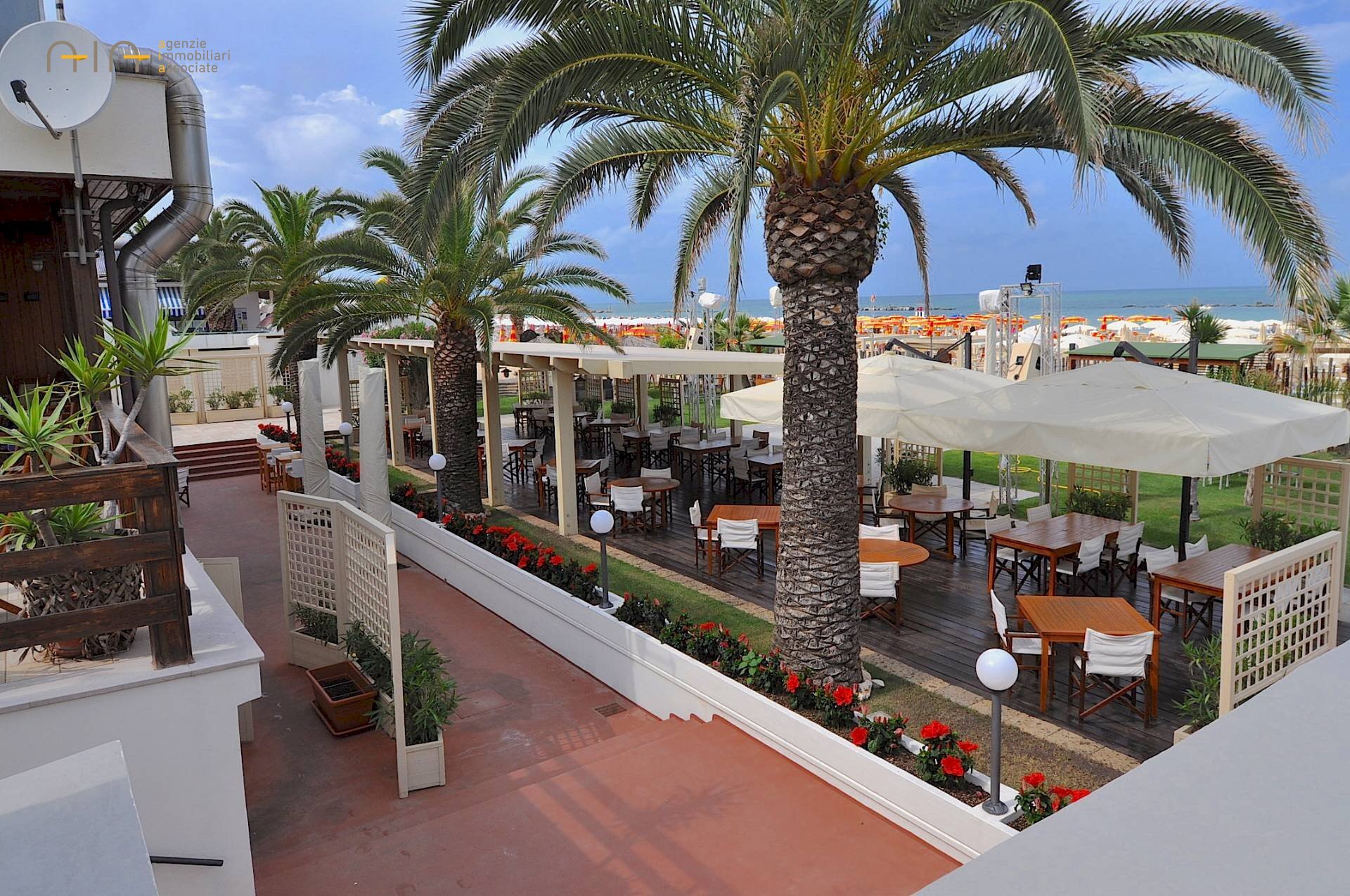 Foto 2 - Attività Commerciale Viale Rinascimento
 
26, San Benedetto del Tronto - foto 2