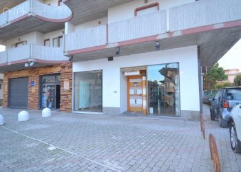 Foto 1 - Locale Commerciale Via Piemonte
 
25, Martinsicuro - foto 1