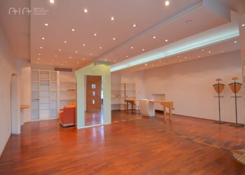 Foto 2 - Locale Commerciale Via Piemonte
 
25, Martinsicuro - foto 2