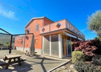 Foto 2 - Casa indipendente Via Bonifica del Tronto
 
34, Controguerra - foto 2