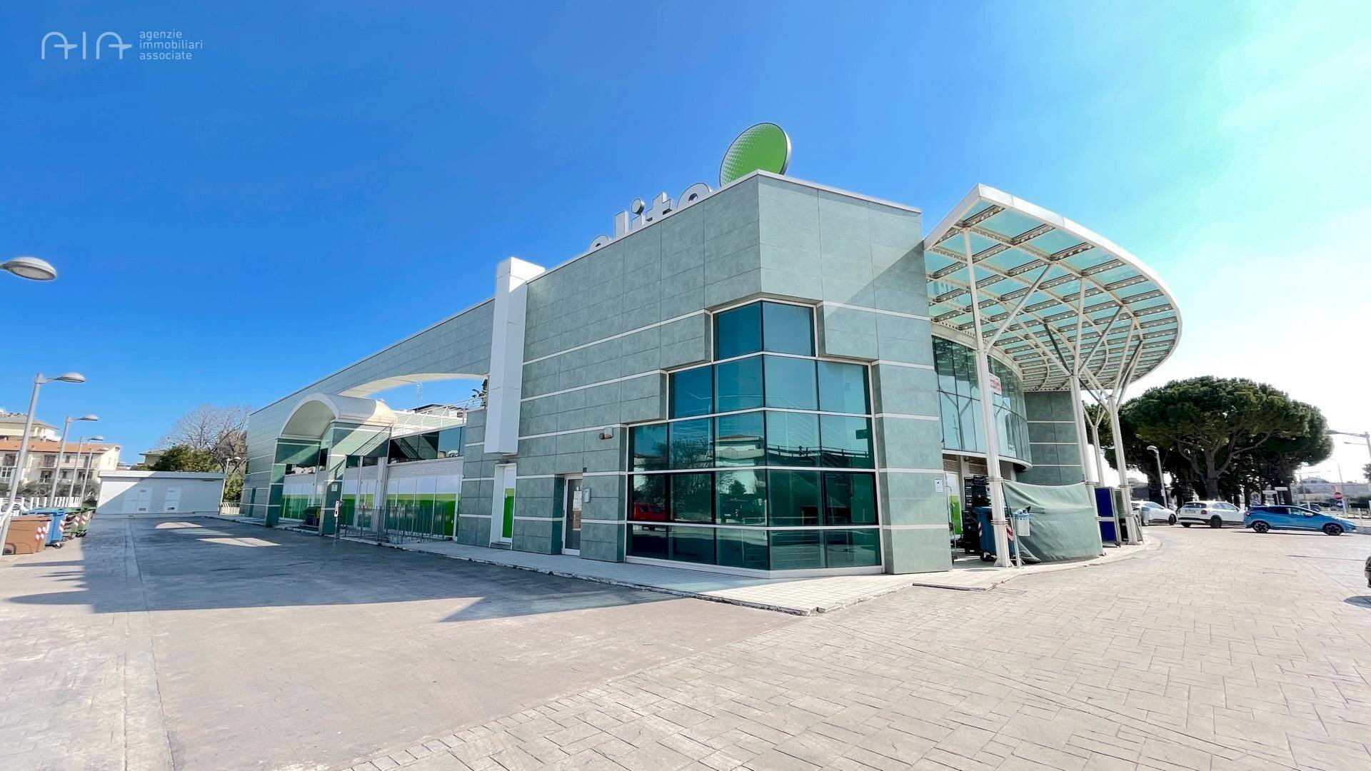 Foto 1 - Office Via Goffredo da Buglione
 
26, San Benedetto del Tronto - photo 1