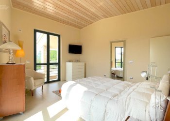 Foto 18 - Villa Via Maestri del Lavoro
 
28, Castel di Lama - foto 18