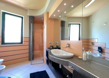 Foto 24 - Villa Via Maestri del Lavoro
 
28, Castel di Lama - foto 24