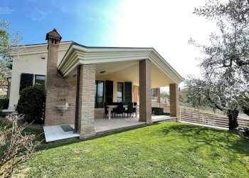 Foto 50 - Villa Via Maestri del Lavoro
 
28, Castel di Lama - foto 50