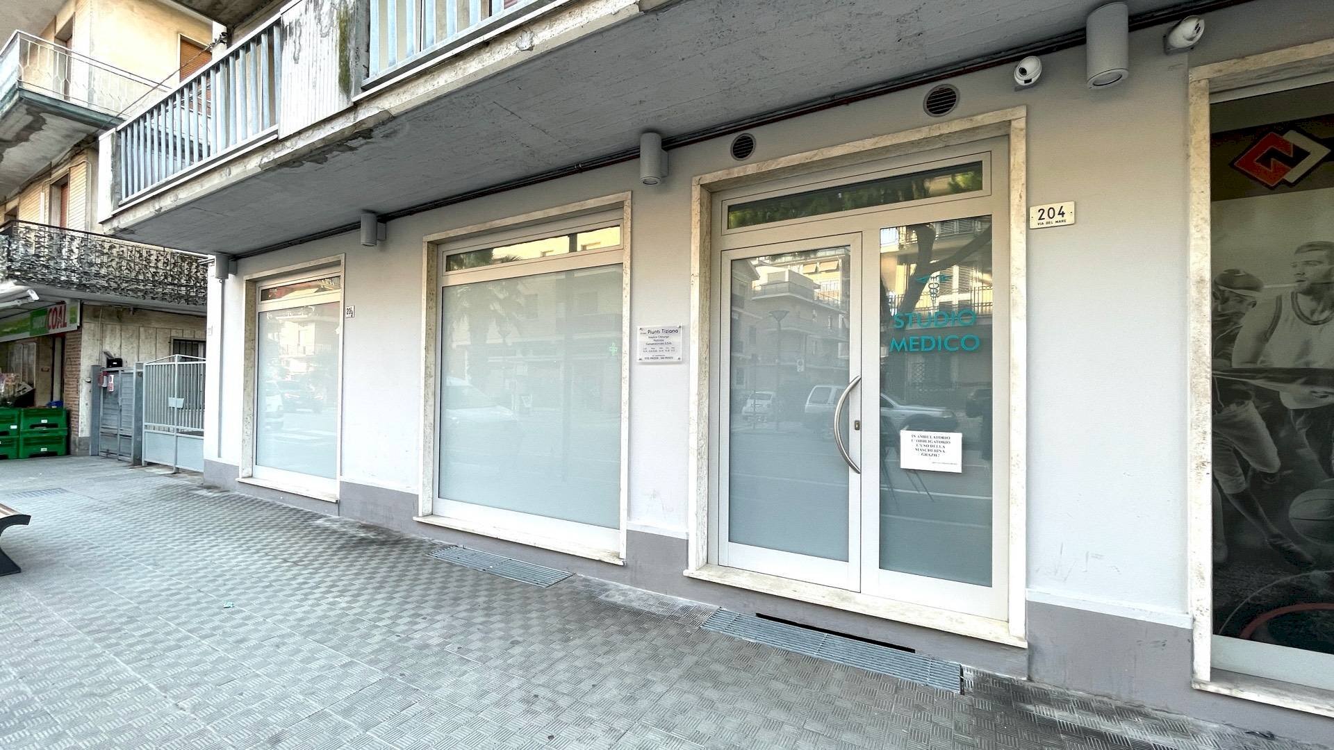 Foto 1 - Office Via Mare
 
204, San Benedetto del Tronto - photo 1