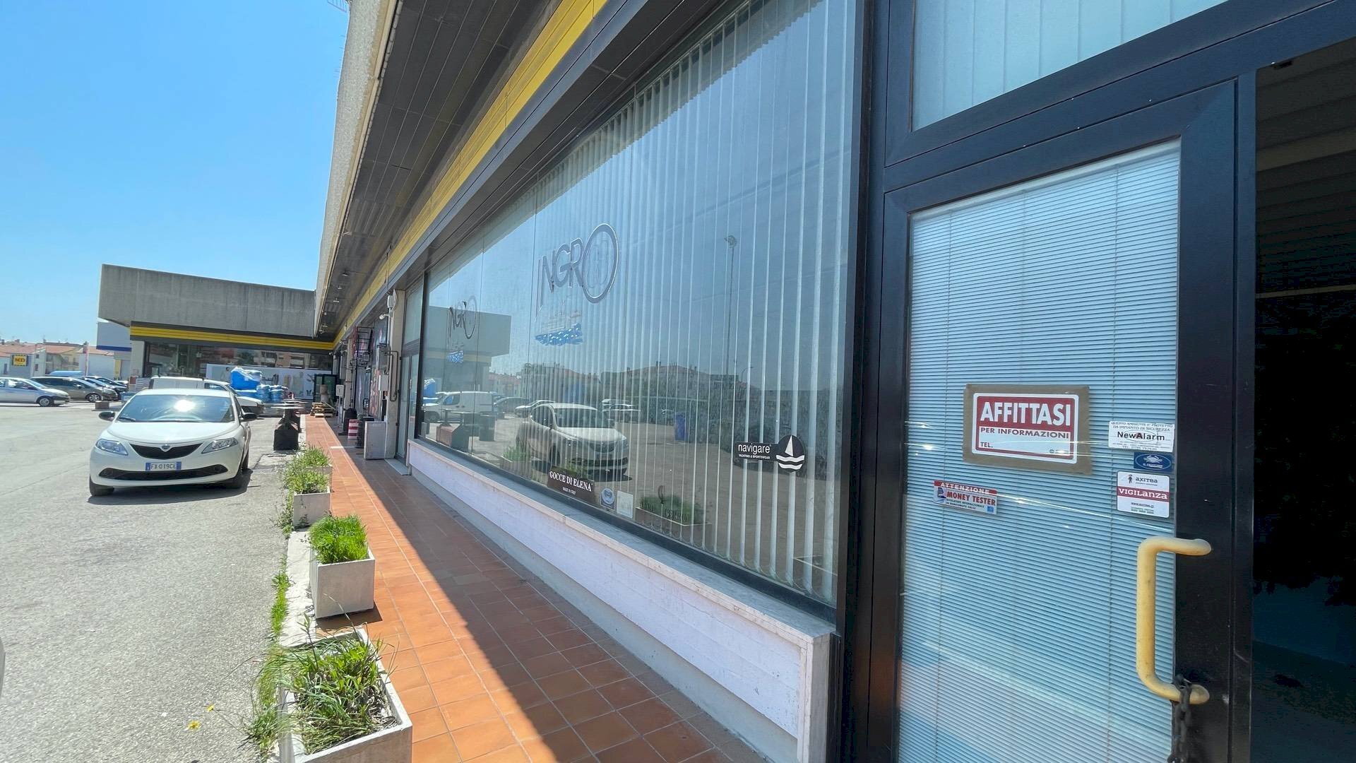 Foto 2 - Commercial Premises Via Giuseppe Fioravanti
 
5, San Benedetto del Tronto - photo 2