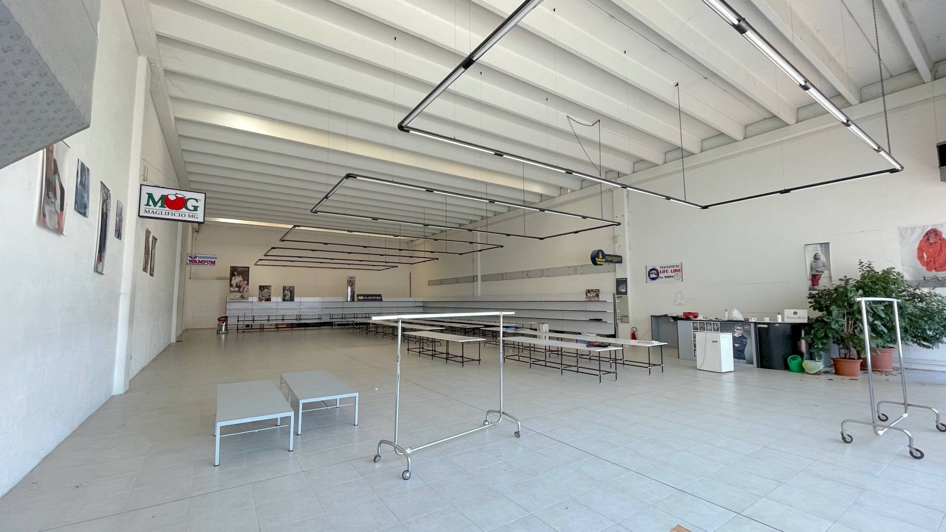 Foto 3 - Commercial Premises Via Giuseppe Fioravanti
 
5, San Benedetto del Tronto - photo 3