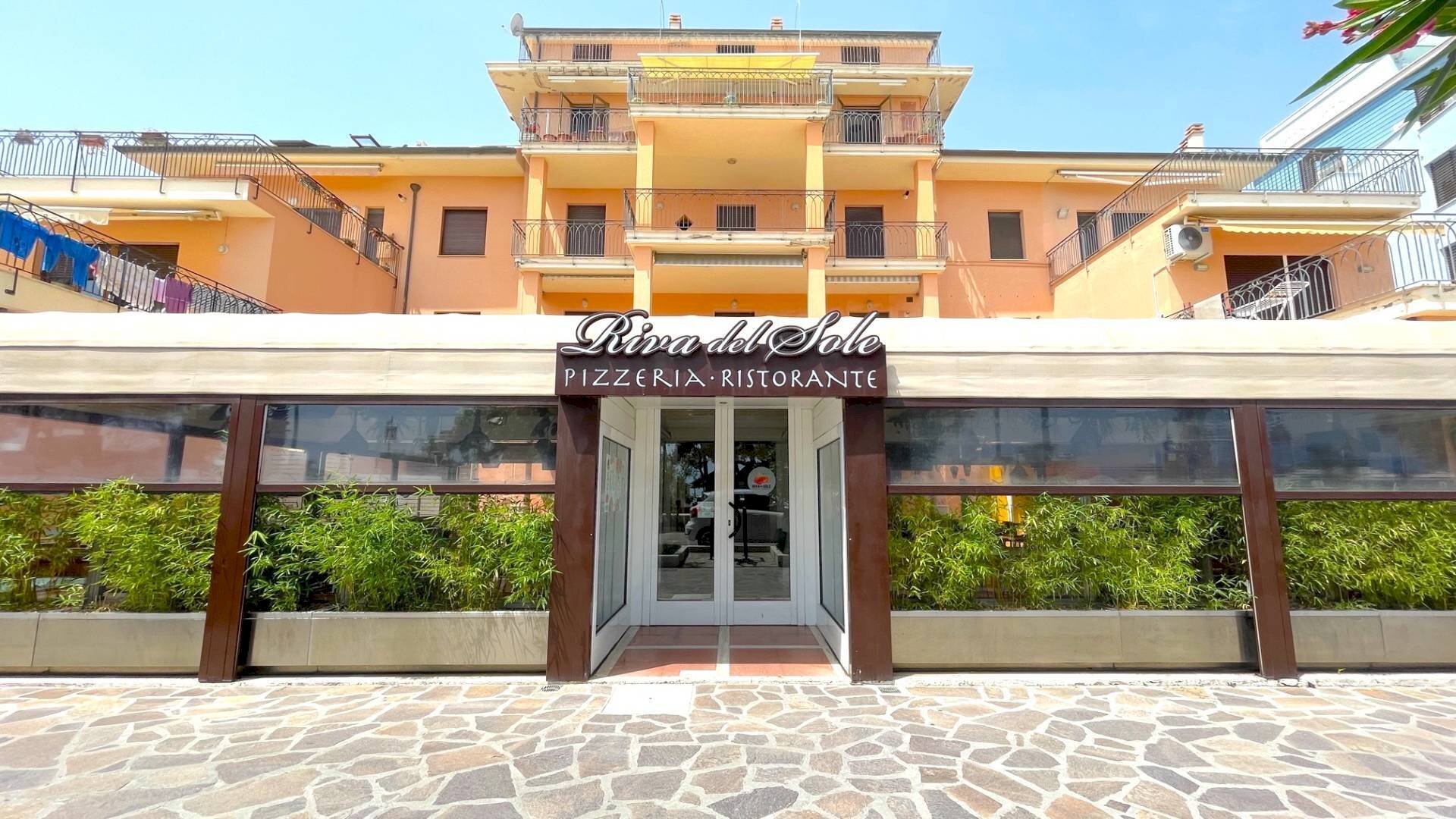 Foto 1 - Commercial Activity Lungomare della Repubblica
 
22/26, Grottammare - photo 1