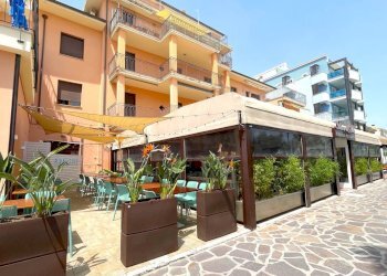 Foto 7 - Attività Commerciale Lungomare della Repubblica
 
22/26, Grottammare - foto 7