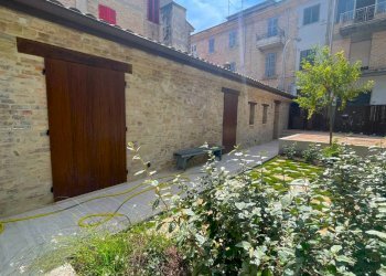 Foto 1 - Casa indipendente Via Degli Orti
 
snc, San Benedetto del Tronto - foto 1