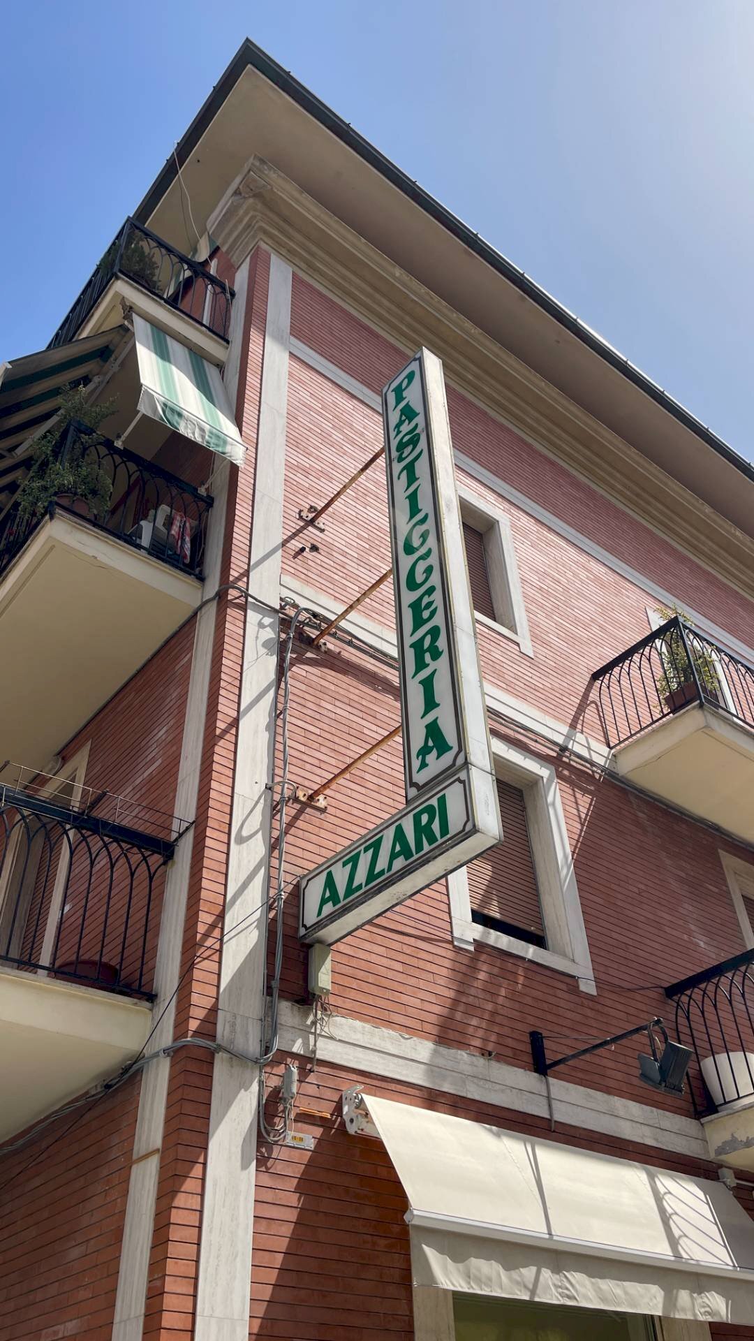 Foto 2 - Locale Commerciale Via Balilla
 
13, San Benedetto del Tronto - foto 2