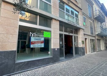 Foto 2 - Locale Commerciale Via XX Settembre
 
34, San Benedetto del Tronto - foto 2