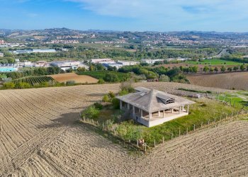 Foto 3 - Villa Contrada Tronto (zona San Martino )
 
snc, Ancarano - foto 3