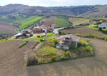 Foto 17 - Villa Contrada Tronto (zona San Martino )
 
snc, Ancarano - foto 17