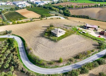 Foto 33 - Villa Contrada Tronto (zona San Martino )
 
snc, Ancarano - foto 33