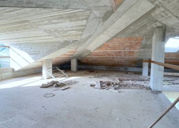 Foto 43 - Villa Contrada Tronto (zona San Martino )
 
snc, Ancarano - foto 43