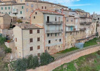 Foto 3 - Casa indipendente Via Stringone
 
13 / 15, Castignano - foto 3