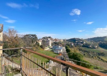 Foto 13 - Casa indipendente Via Stringone
 
13 / 15, Castignano - foto 13