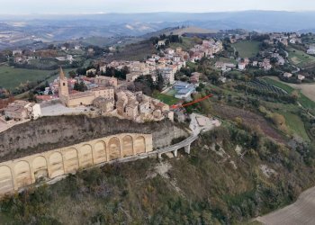 Foto 39 - Casa indipendente Via Stringone
 
13 / 15, Castignano - foto 39