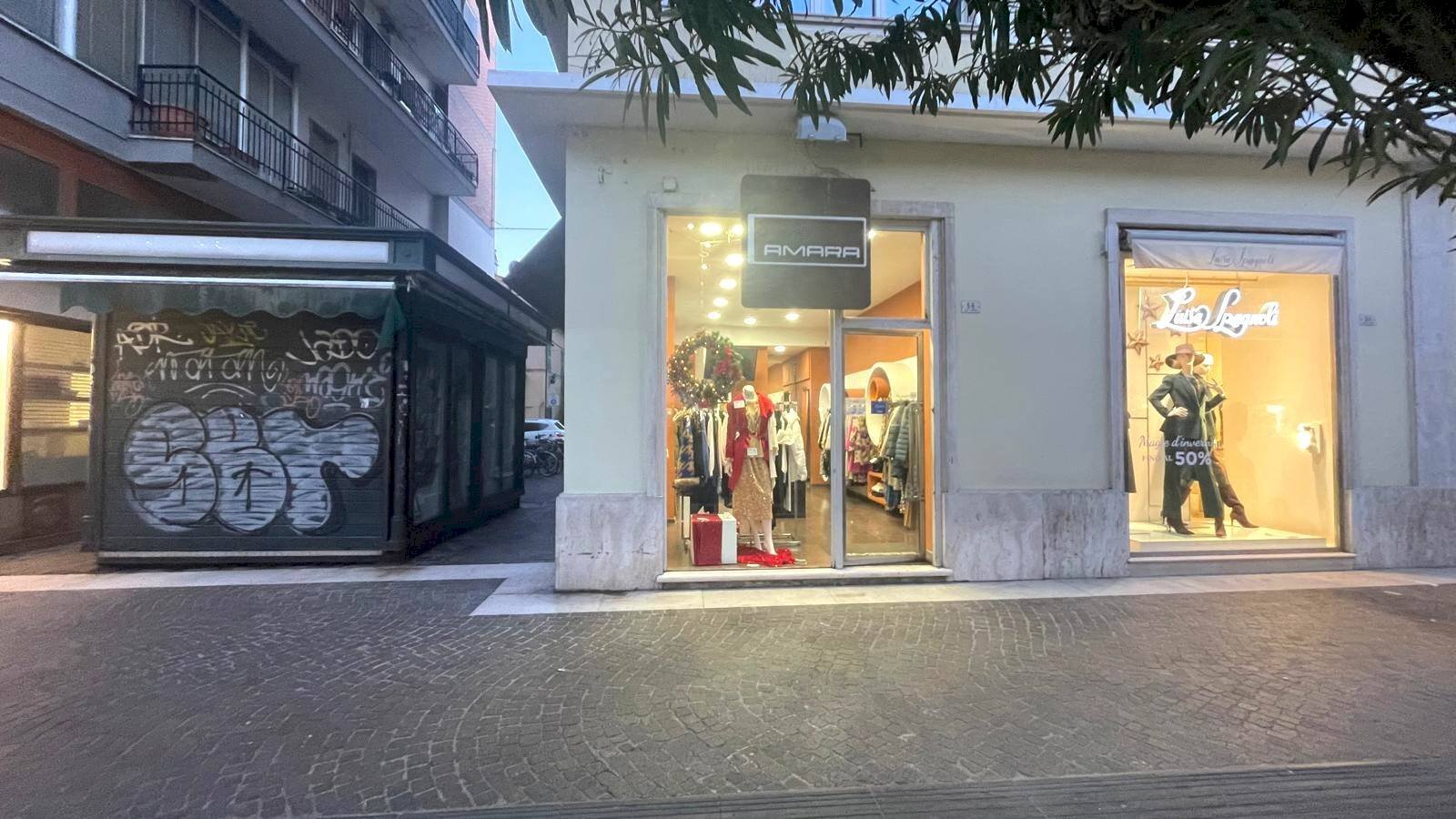 Foto 1 - Attività Commerciale Viale Secondo Moretti
 
56, San Benedetto del Tronto - foto 1